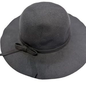 Gray Ladies Brimmed Floppy Hat Size O/S EUC